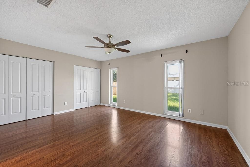 Single Family Residence at 518 WYNNWOOD DR, BRANDON, photo 32 of 64
