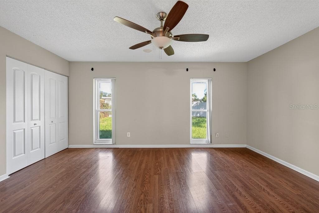 Single Family Residence at 518 WYNNWOOD DR, BRANDON, photo 35 of 64