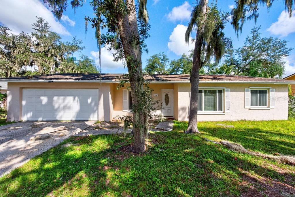 Single Family Residence at 518 WYNNWOOD DR, BRANDON, photo 54 of 64