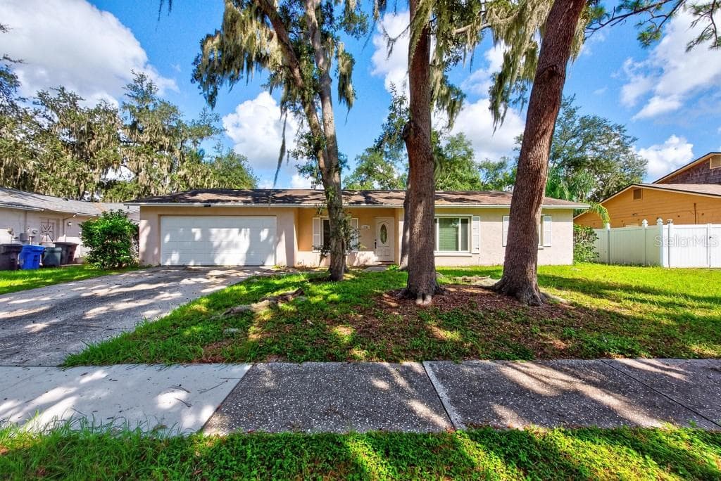 Single Family Residence at 518 WYNNWOOD DR, BRANDON, photo 56 of 64