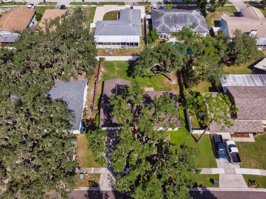 Single Family Residence at 518 WYNNWOOD DR, BRANDON, photo 59 of 64