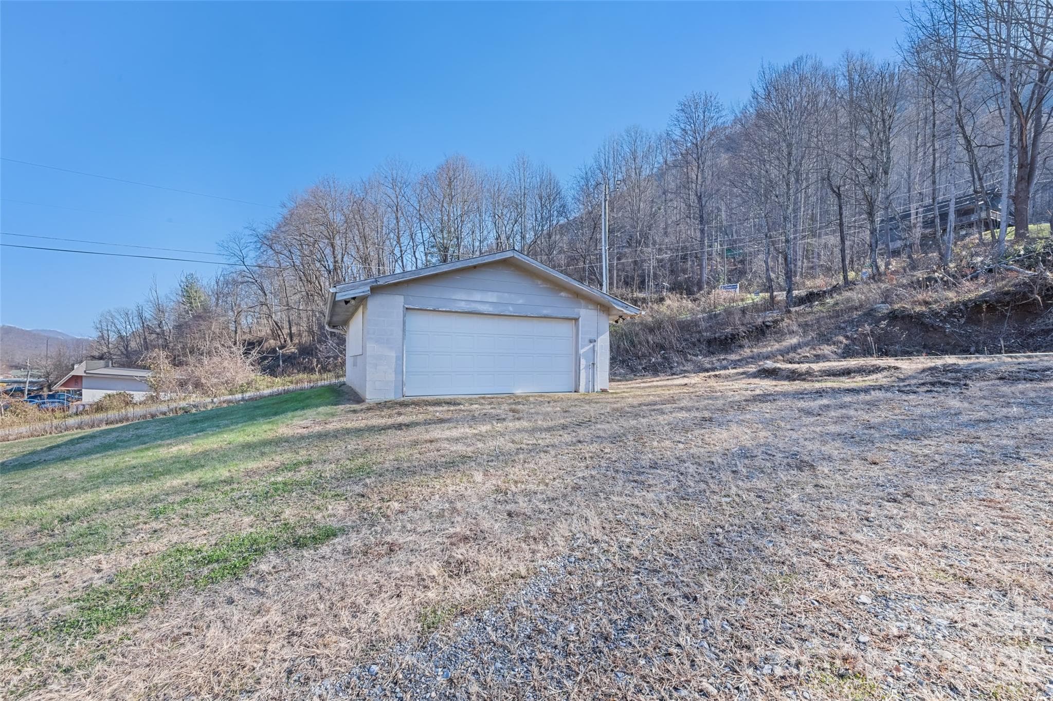 Warehouse/Office at 3009 Dellwood Road, Waynesville, photo 8 of 35