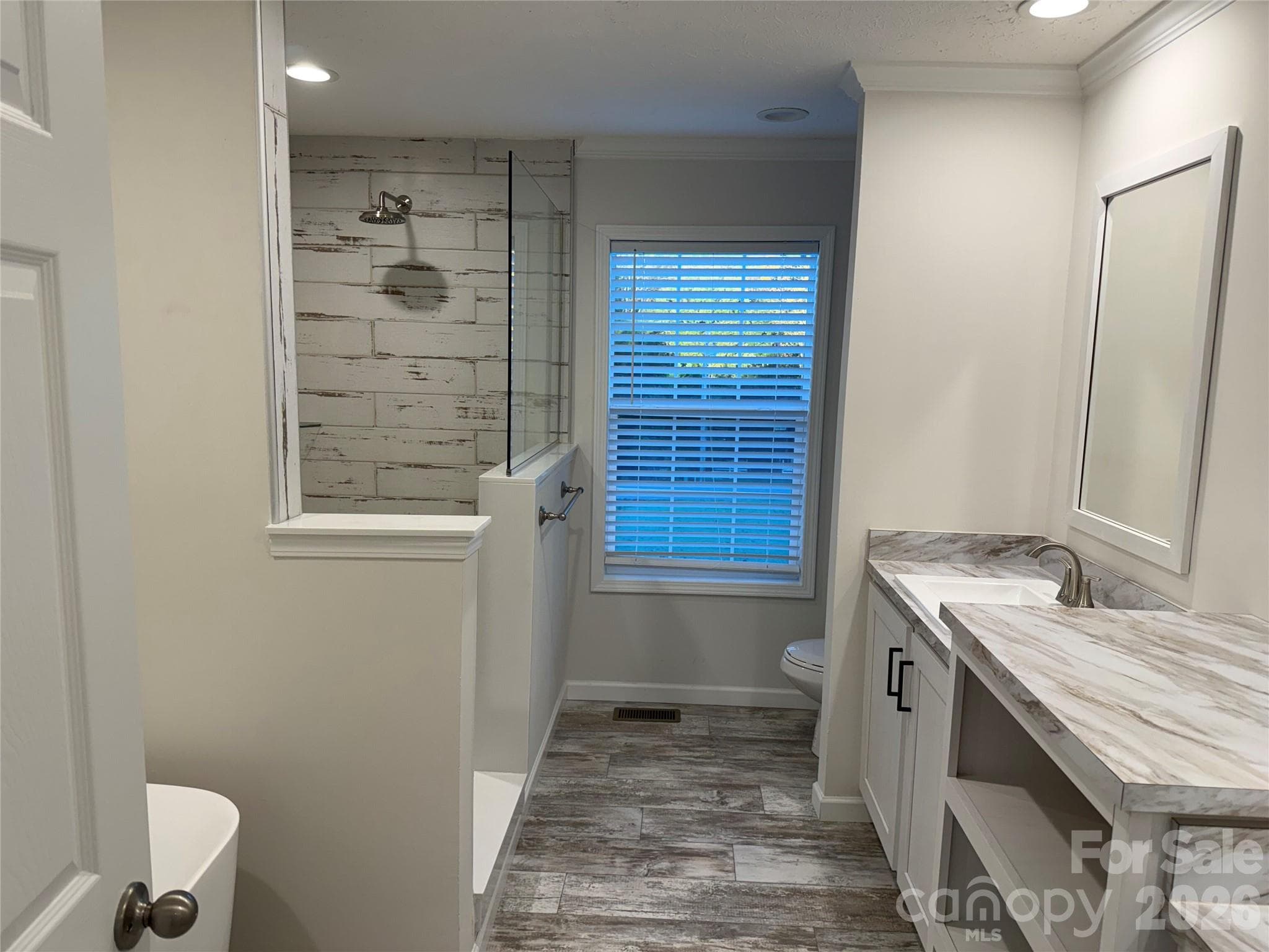 Single Family Residence at 144 Peridot Drive, Statesville, photo 7 of 9