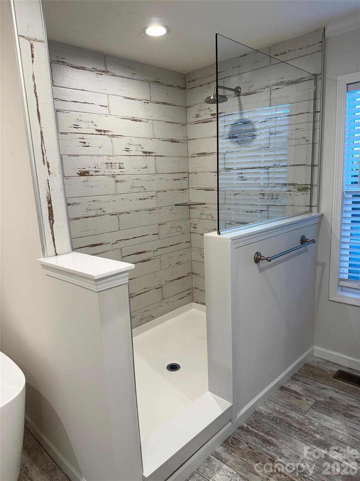 Single Family Residence at 144 Peridot Drive, Statesville, photo 8 of 9