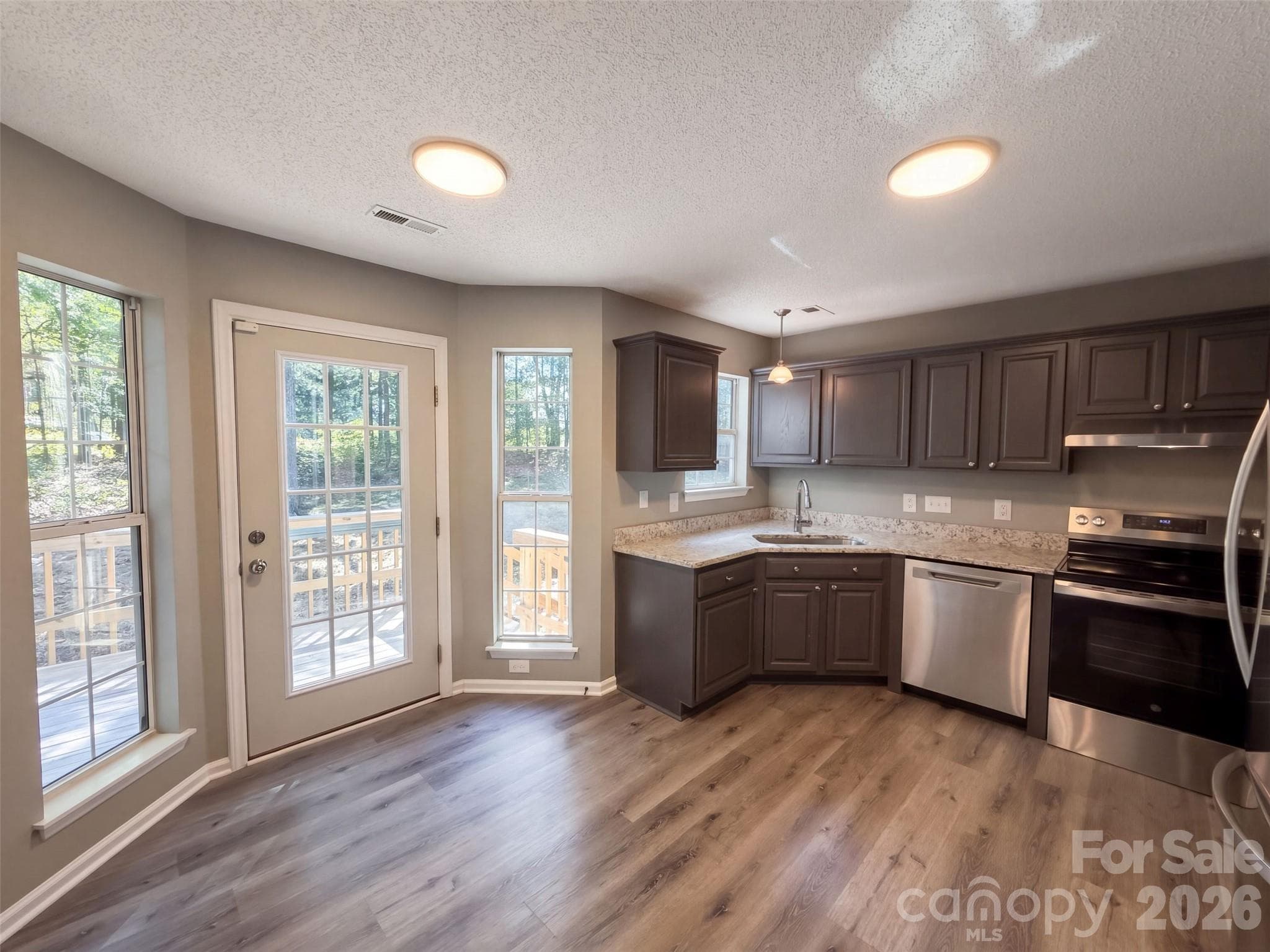 Single Family Residence at 8224 Hunley Ridge Road, Matthews, photo 6 of 26