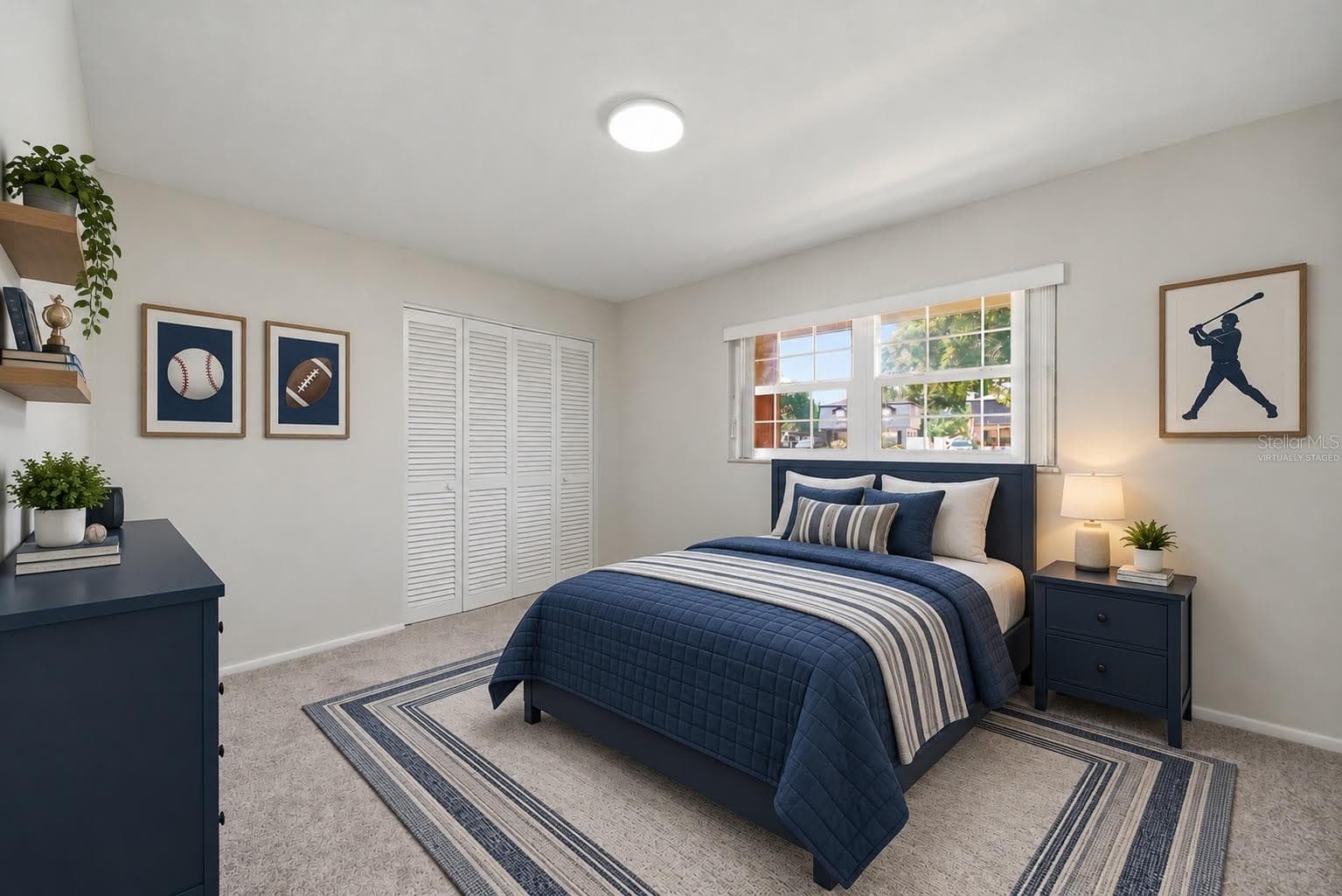 Virtually staged - 9401 N ROME CIR, TAMPA
