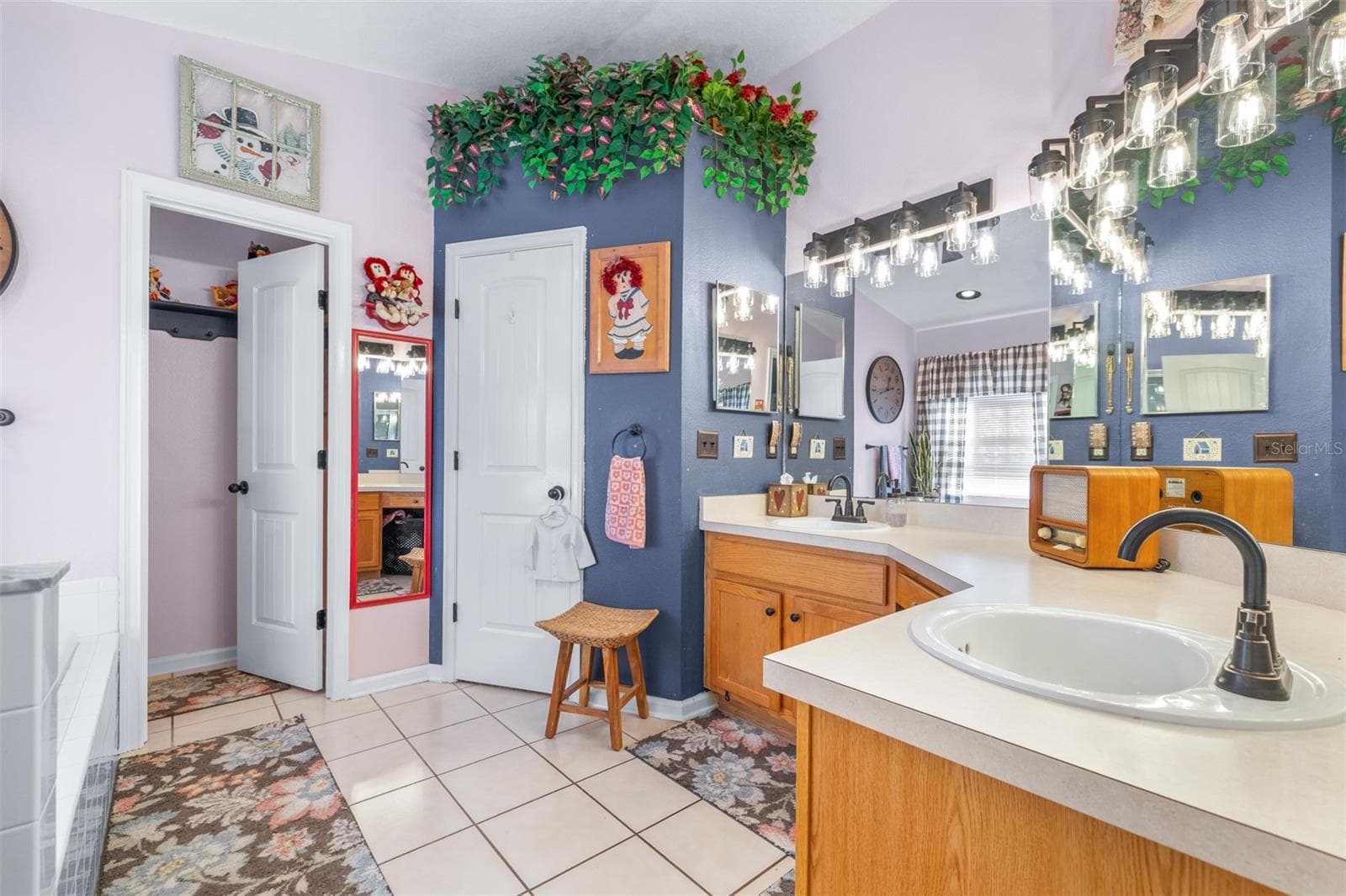 Single Family Residence at 30843 LUHMAN CT, WESLEY CHAPEL, photo 15 of 32