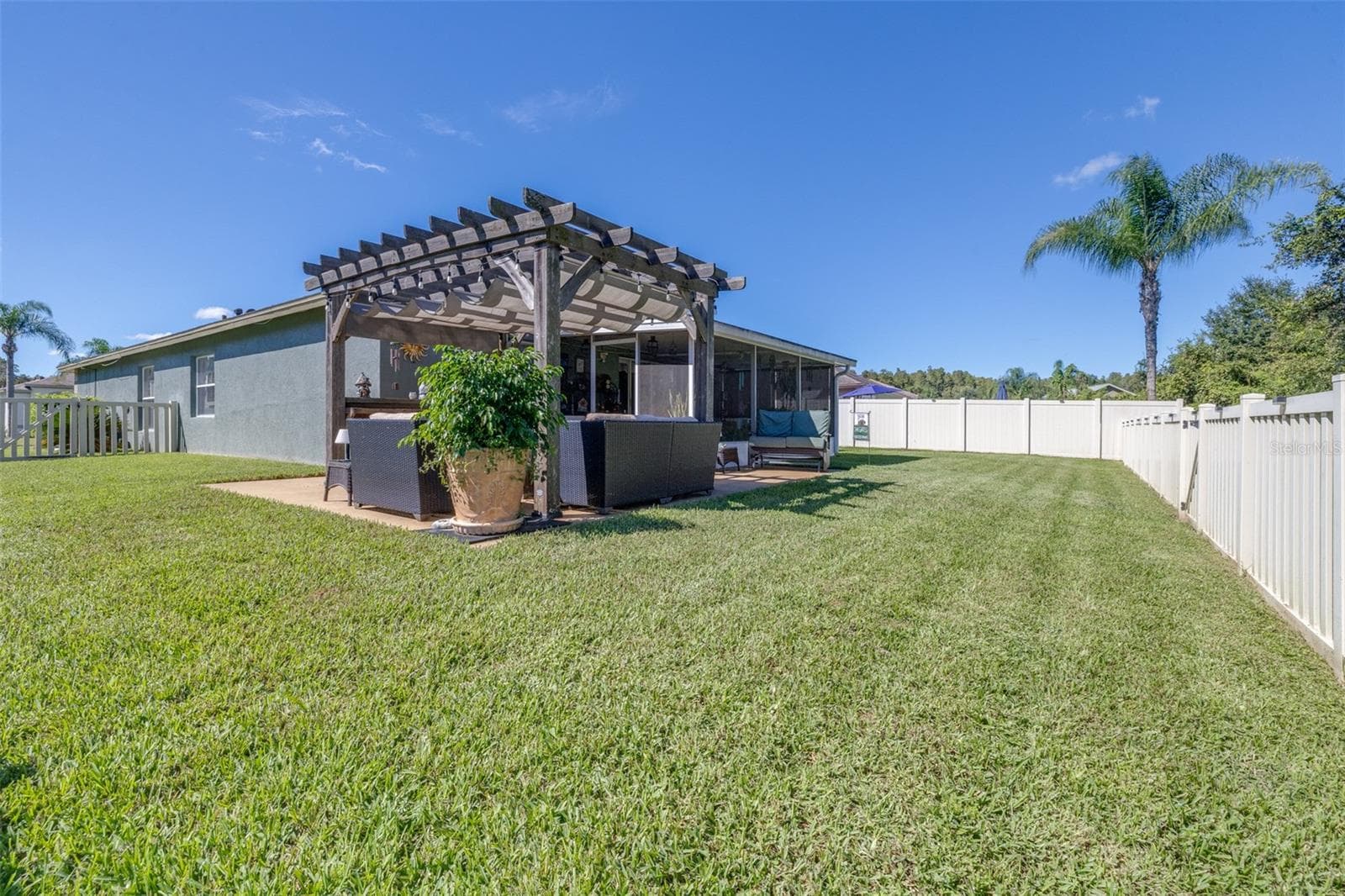 Single Family Residence at 30843 LUHMAN CT, WESLEY CHAPEL, photo 25 of 32