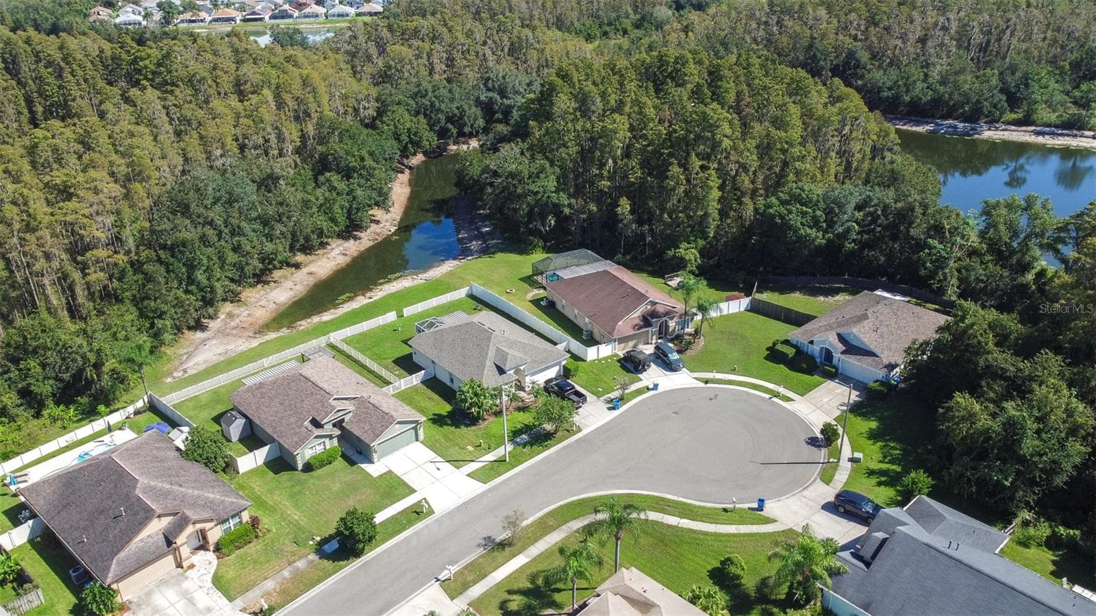 Single Family Residence at 30843 LUHMAN CT, WESLEY CHAPEL, photo 29 of 32