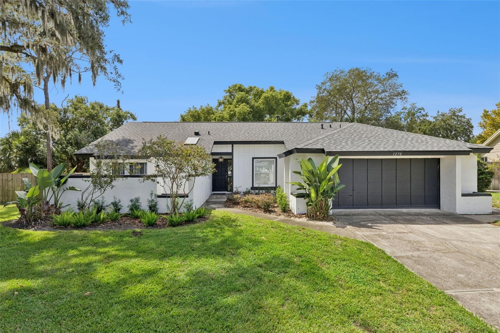 1270 QUEEN ELAINE DR