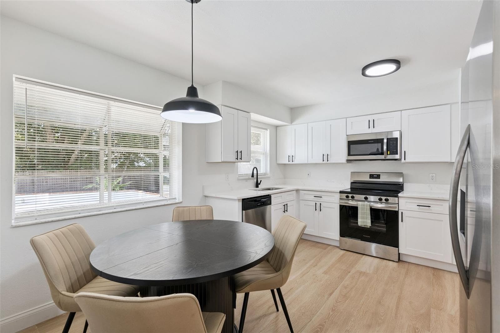 Single Family Residence at 1270 QUEEN ELAINE DR, CASSELBERRY, photo 6 of 21