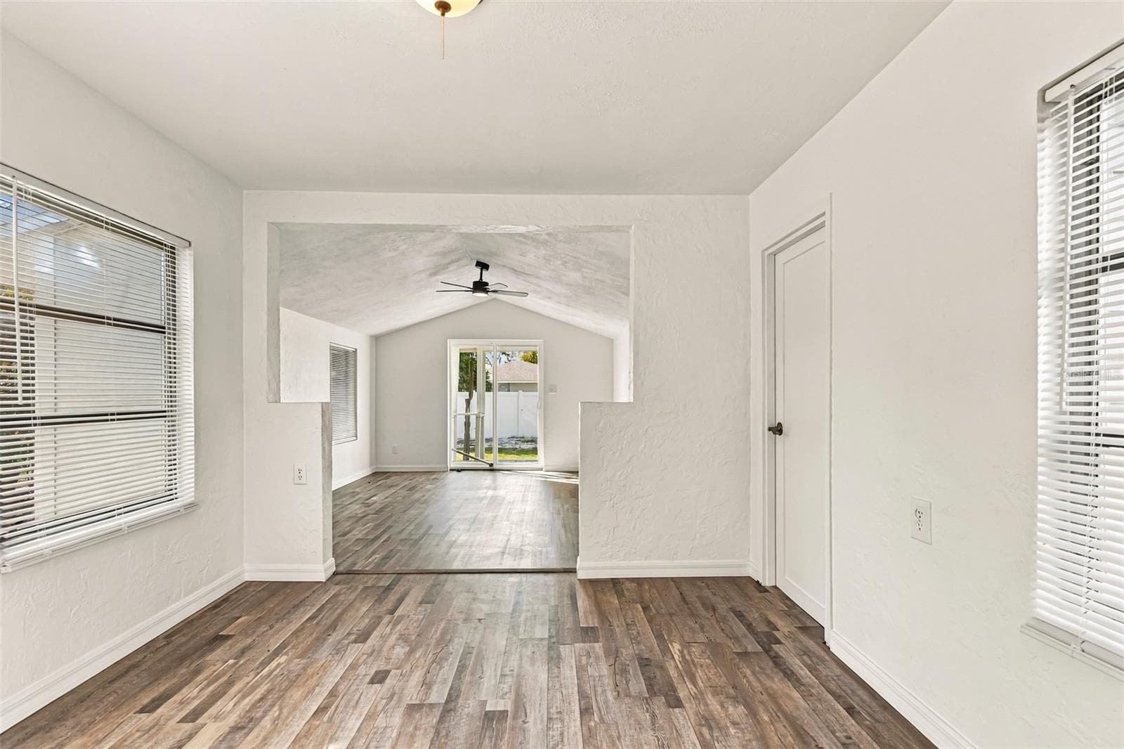 Single Family Residence at 3940 55TH AVE N, ST PETERSBURG, photo 13 of 40