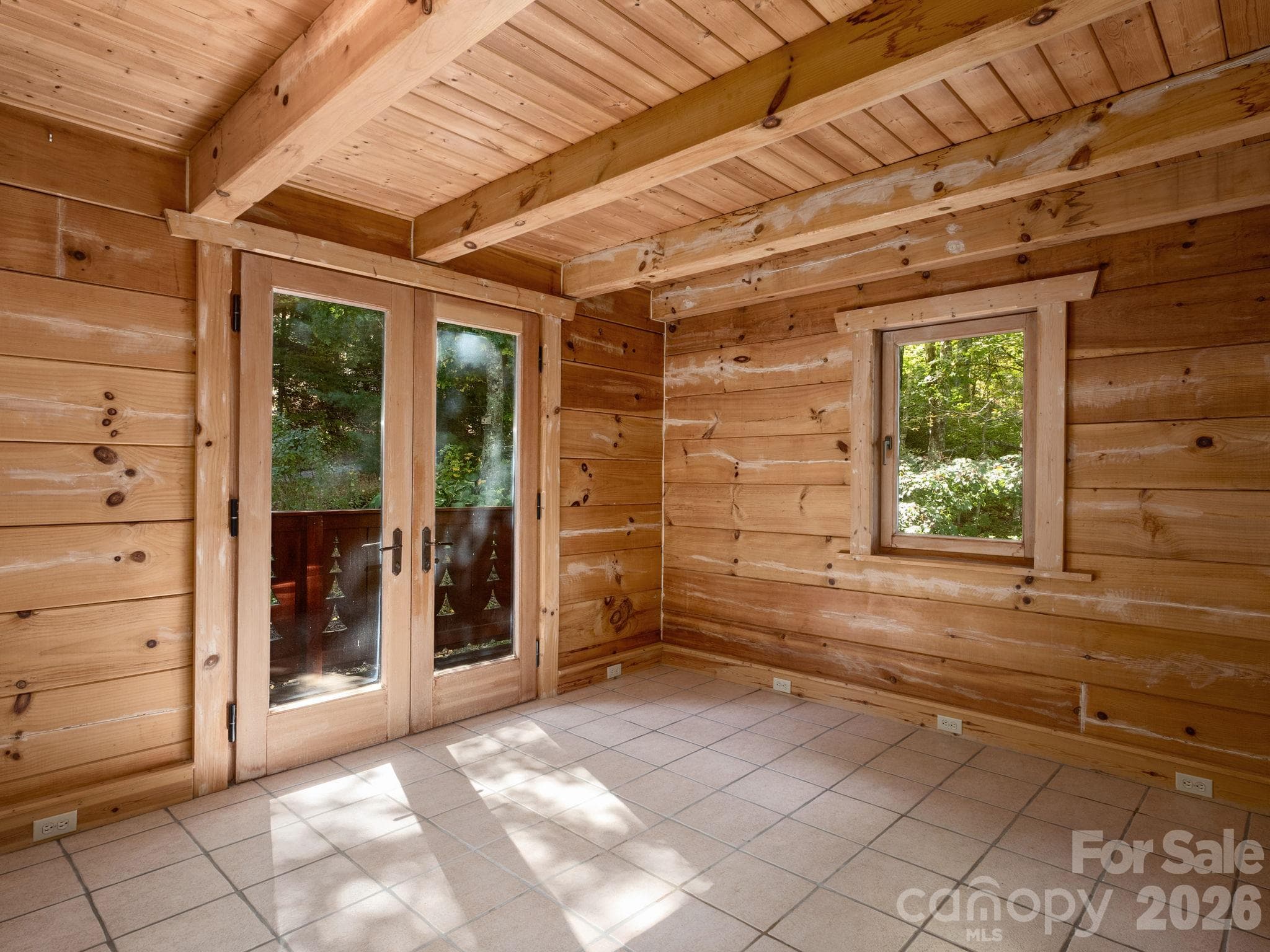Single Family Residence at 8 Edelweiss Lane, Swannanoa, photo 11 of 23