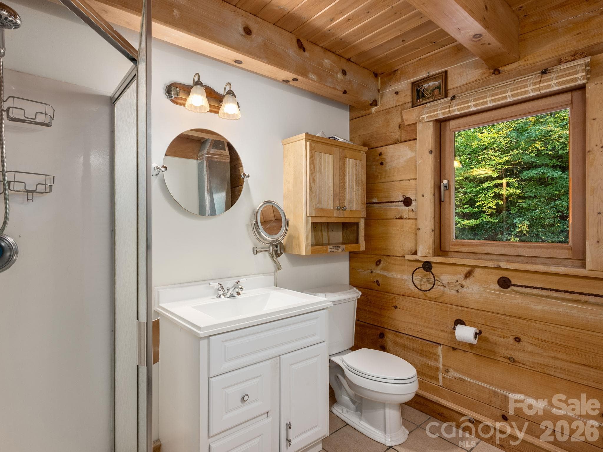 Single Family Residence at 8 Edelweiss Lane, Swannanoa, photo 12 of 23