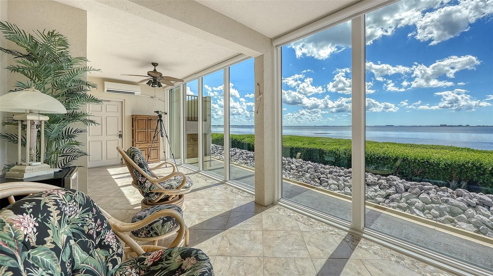 Condominium at 4533 BAY CLUB DR, BRADENTON, photo 2 of 51