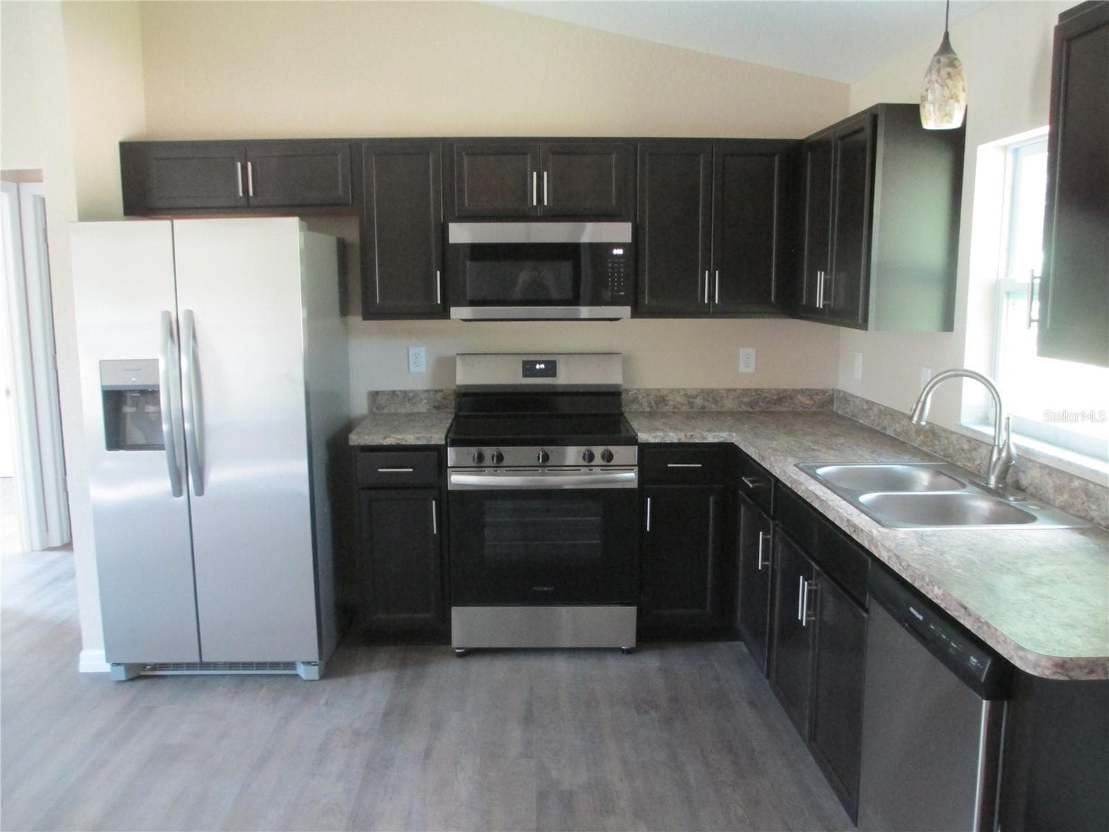 Single Family Residence at 5789 NW 5TH ST, OCALA, photo 2 of 6