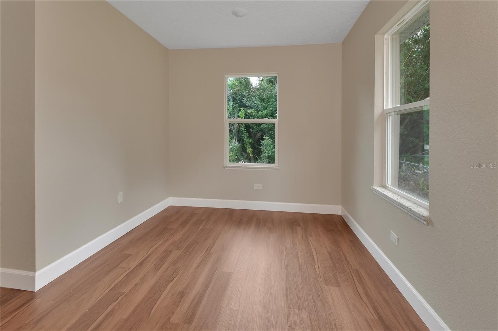 Single Family Residence at 114 S GROVE ST, DELAND, photo 8 of 36