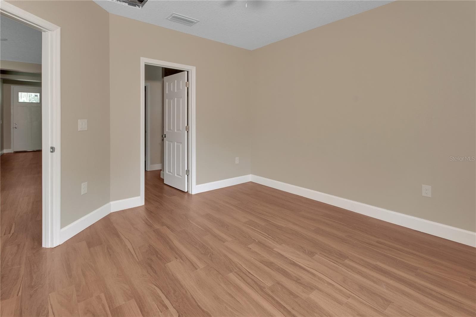 Single Family Residence at 114 S GROVE ST, DELAND, photo 11 of 36