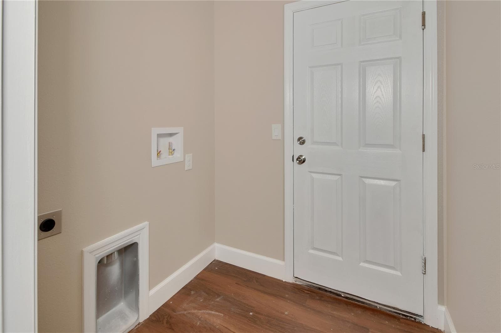 Single Family Residence at 114 S GROVE ST, DELAND, photo 23 of 36