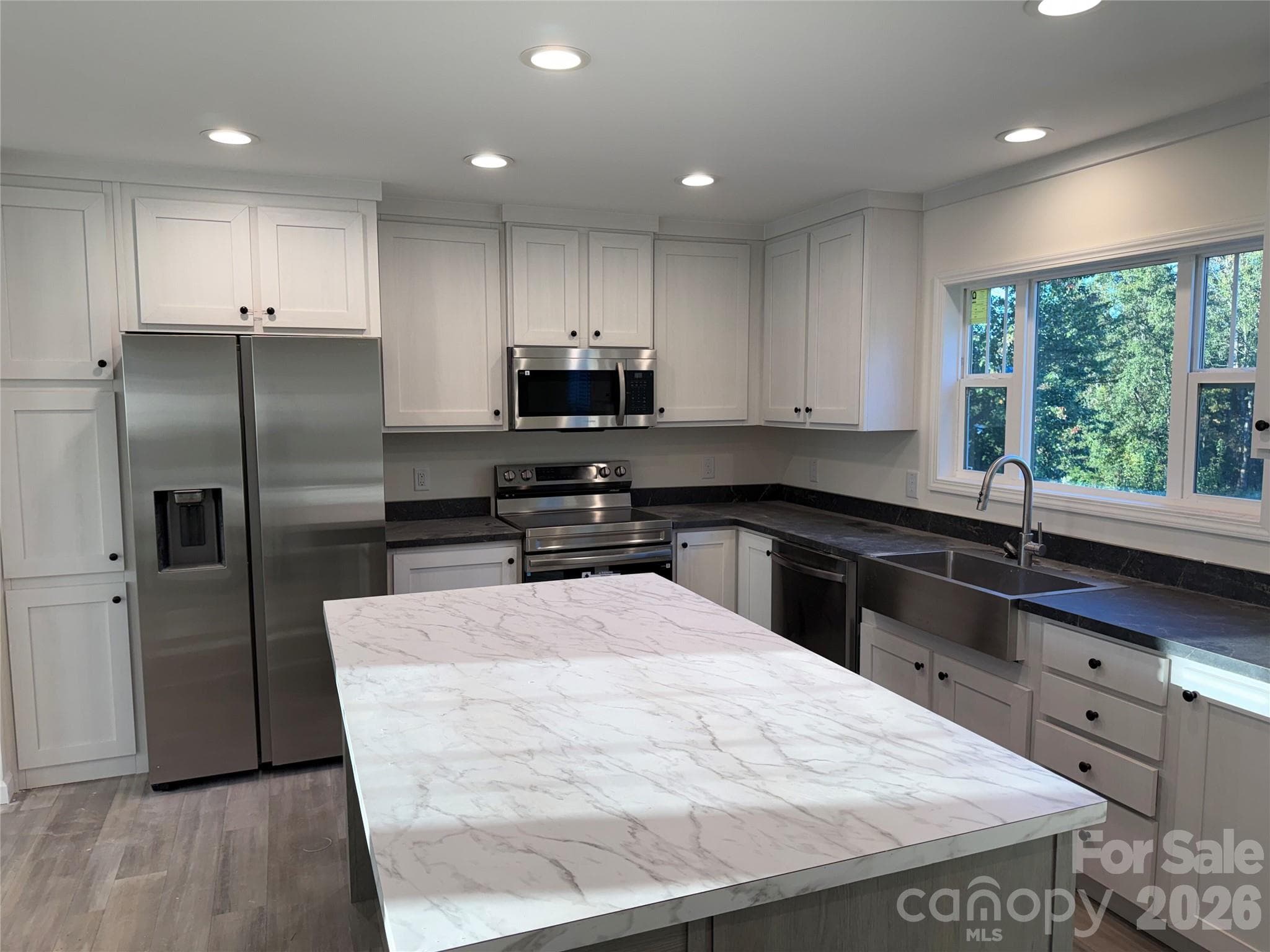 Single Family Residence at 159 Titanium Drive, Statesville, photo 3 of 6