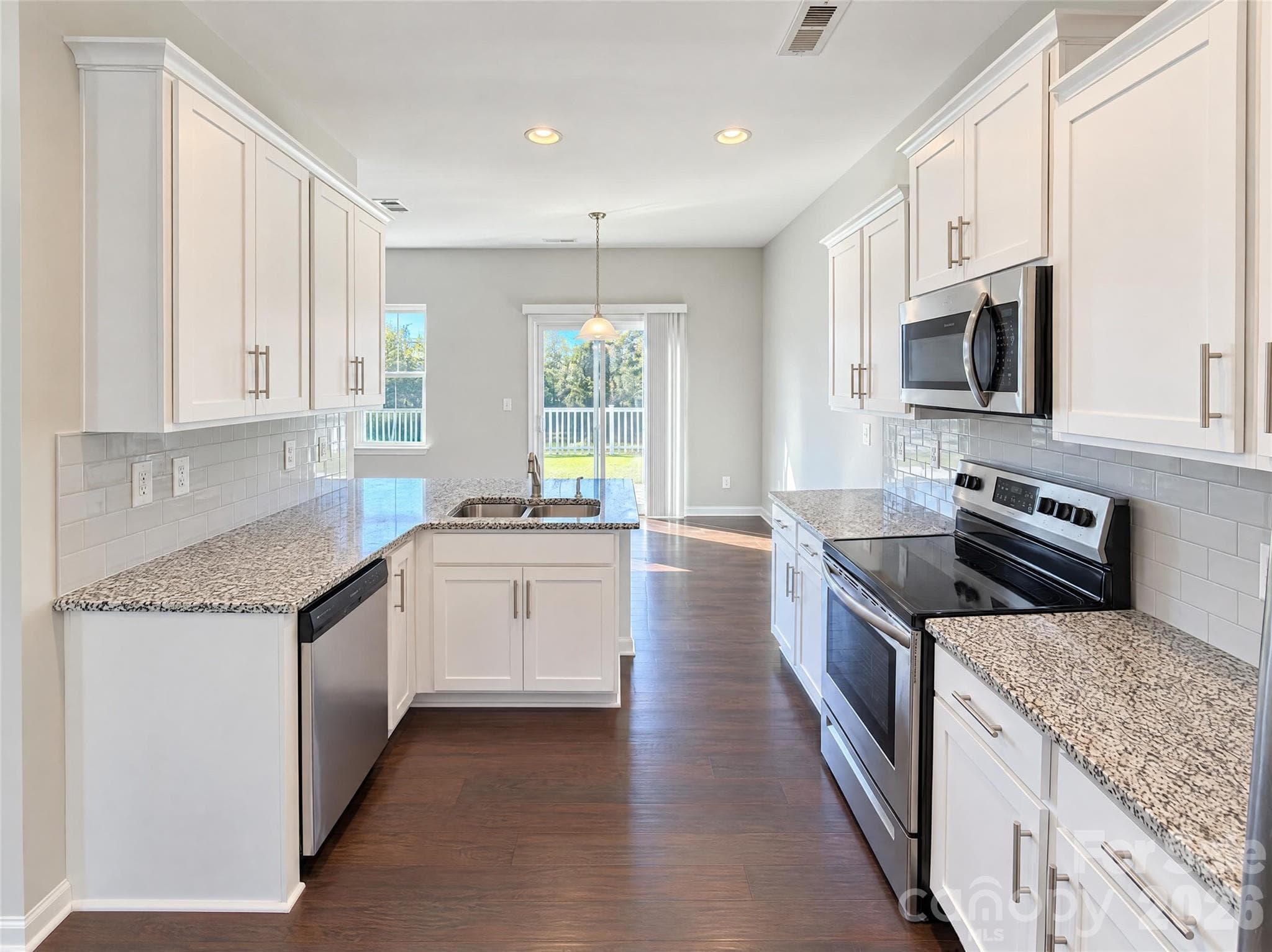 Single Family Residence at 7023 Branch Fork Road, Charlotte, photo 2 of 25