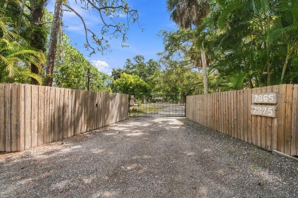 Single Family Residence at 7865 27TH ST E, SARASOTA, photo 13 of 23