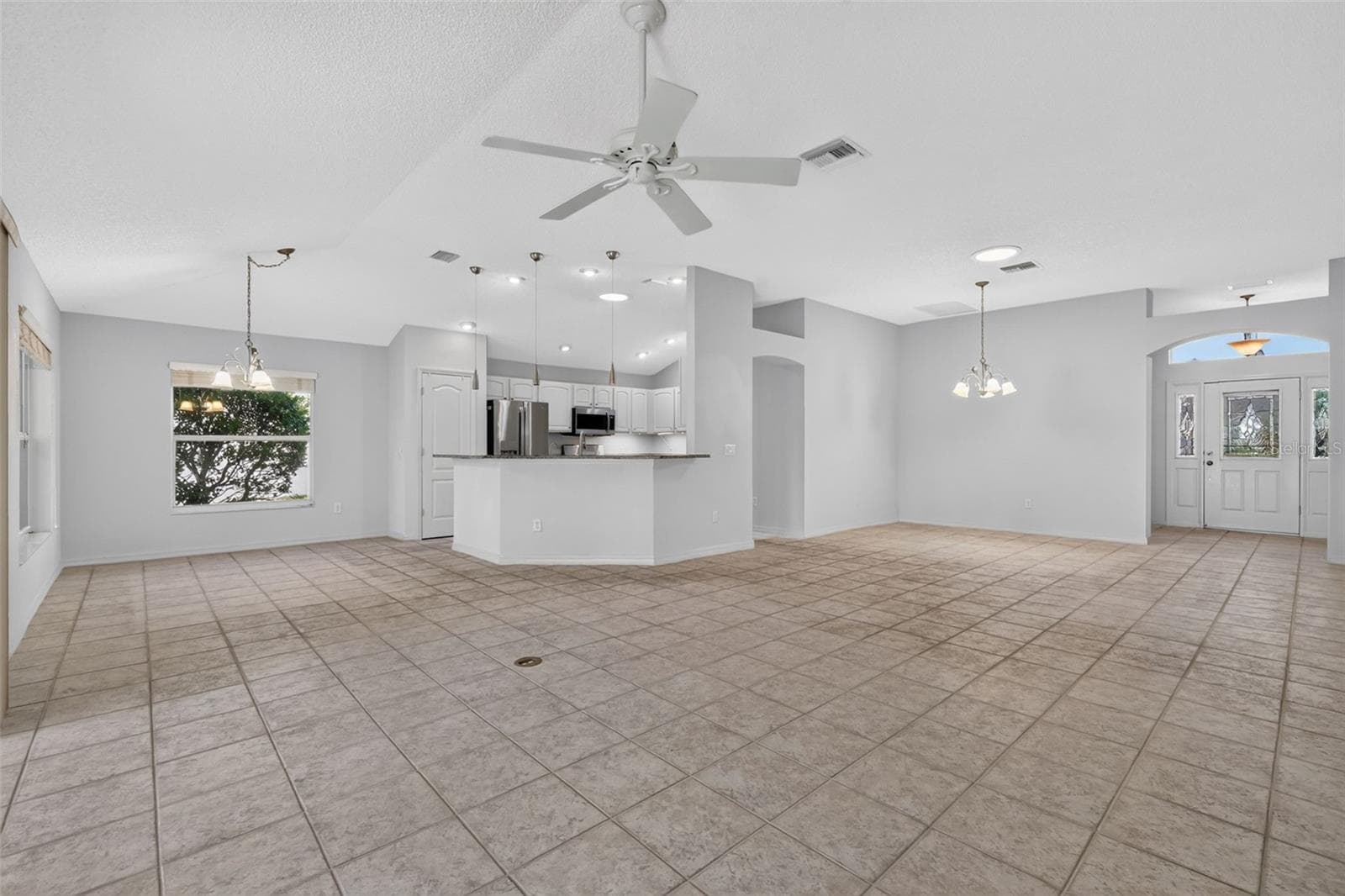 Living, Dining, Kitchen, and Dinette - 16840 SE 85TH SAPELO CT, THE VILLAGES