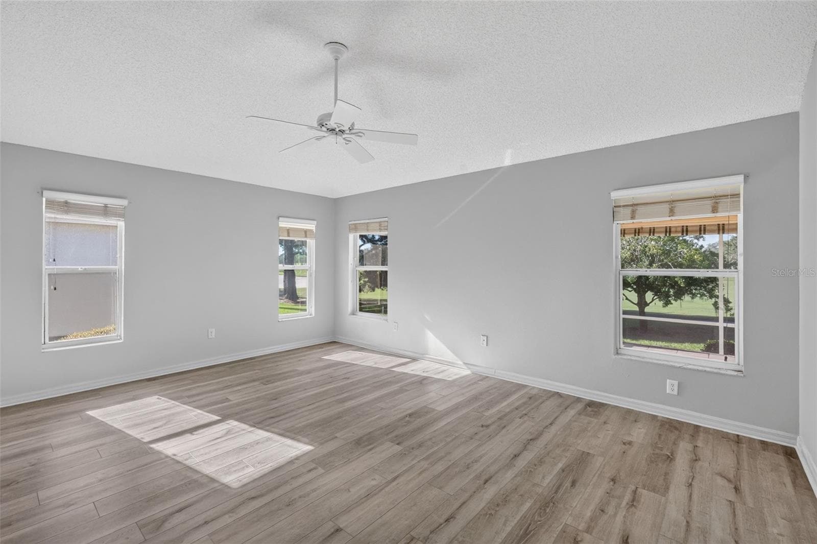 Primary Bedroom - 16840 SE 85TH SAPELO CT, THE VILLAGES
