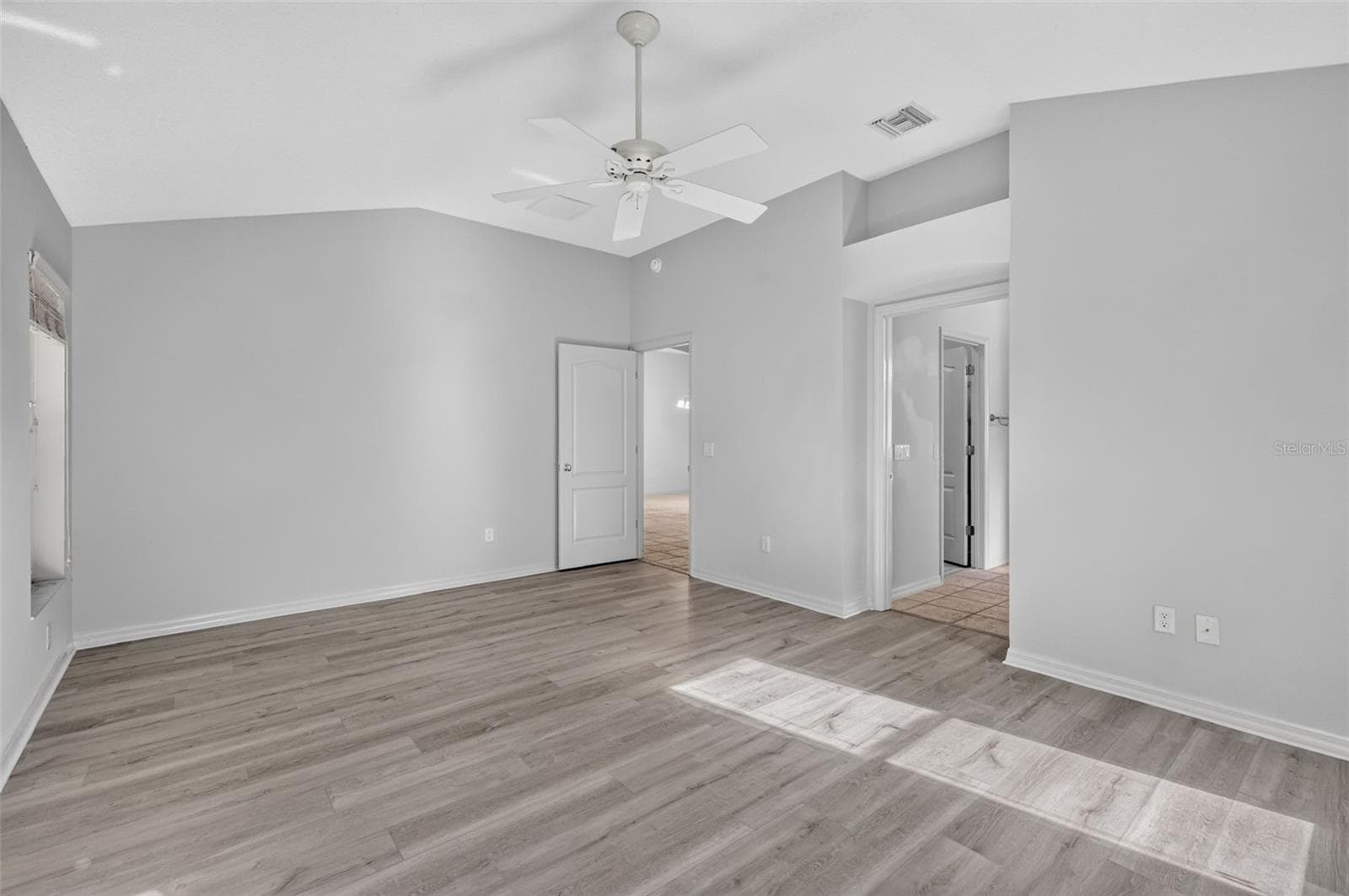 Primary Bedroom - 16840 SE 85TH SAPELO CT, THE VILLAGES
