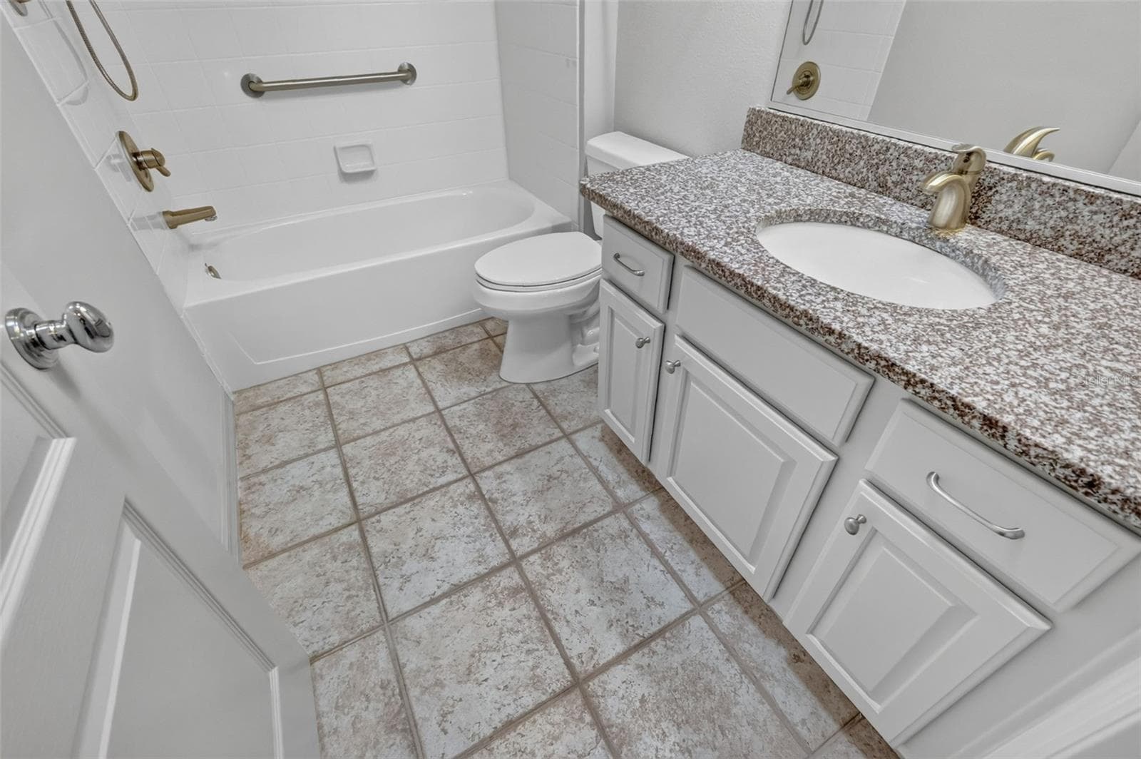 Second Bathroom - 16840 SE 85TH SAPELO CT, THE VILLAGES