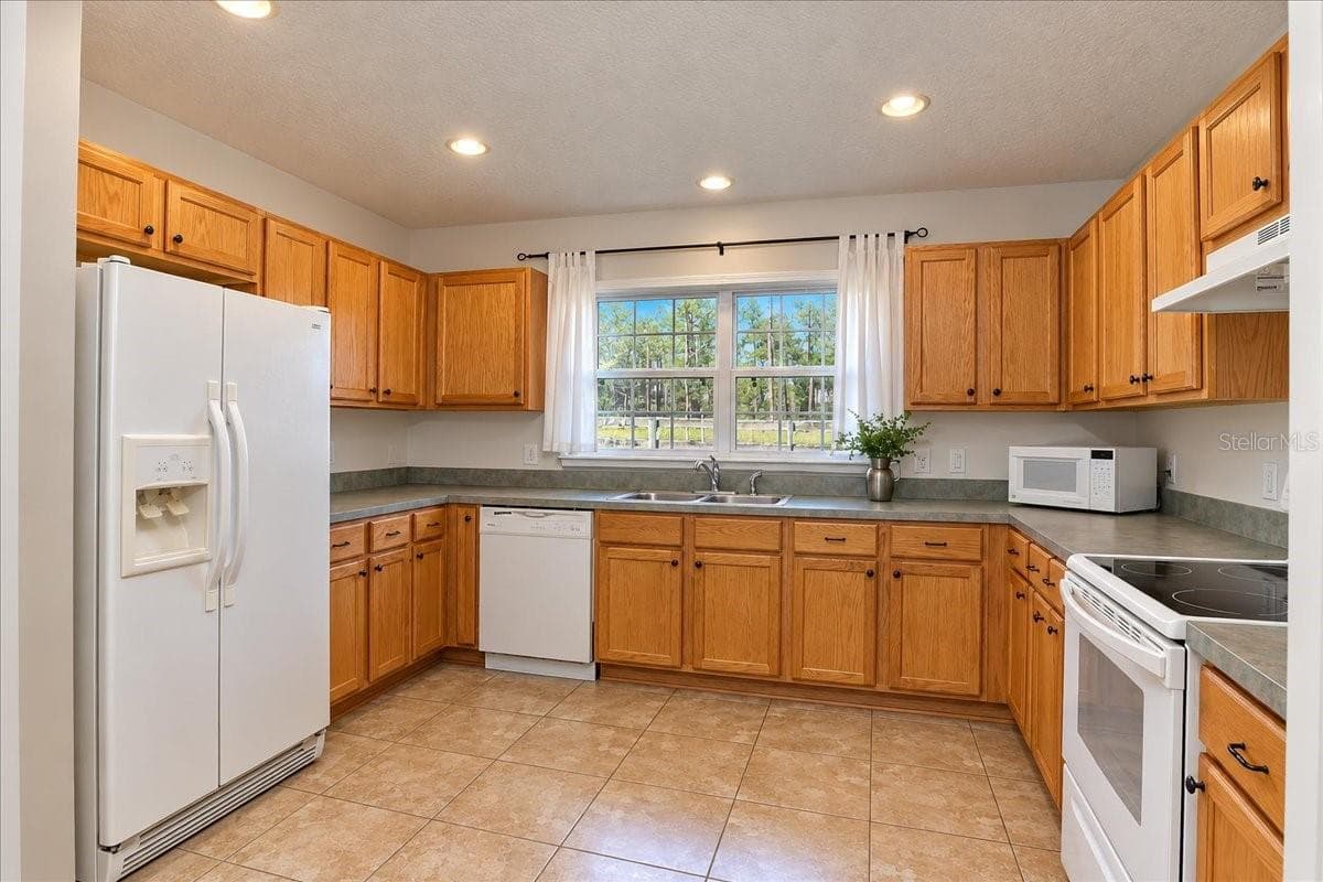 Farm at 12931 SE 21ST PL, MORRISTON, photo 11 of 51