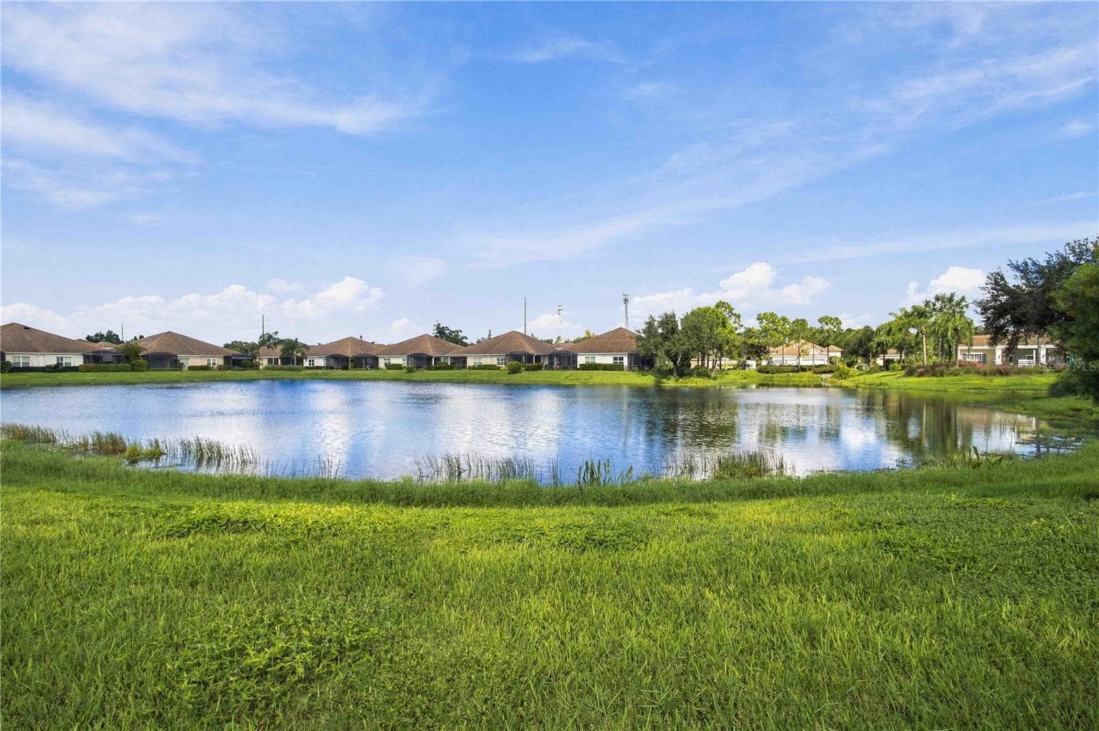 Villa at 5448 CHATHAM SQUARE WAY, BRADENTON, photo 2 of 44