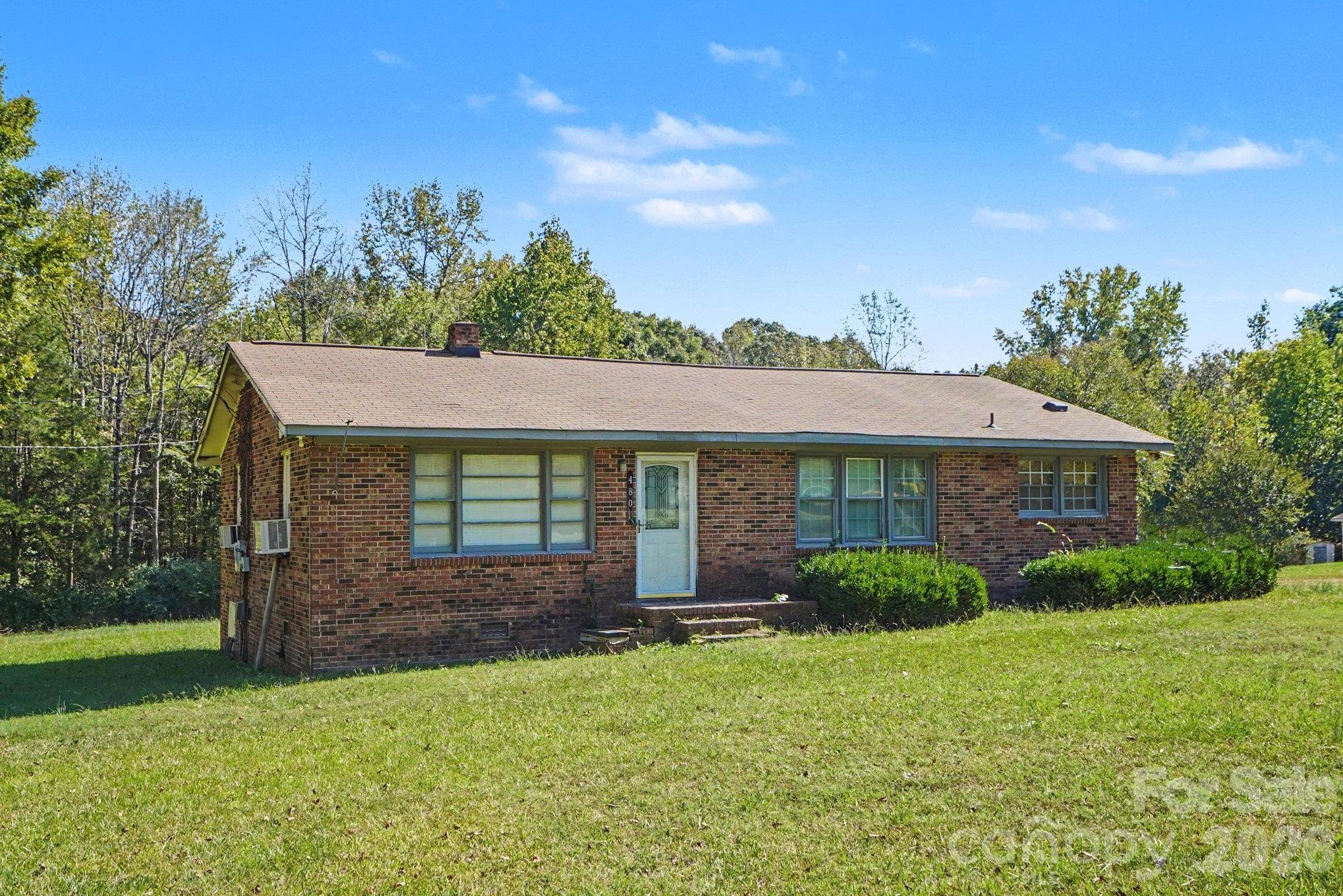 Single Family Residence at 4807 John Craig Road, Waxhaw, photo 3 of 22