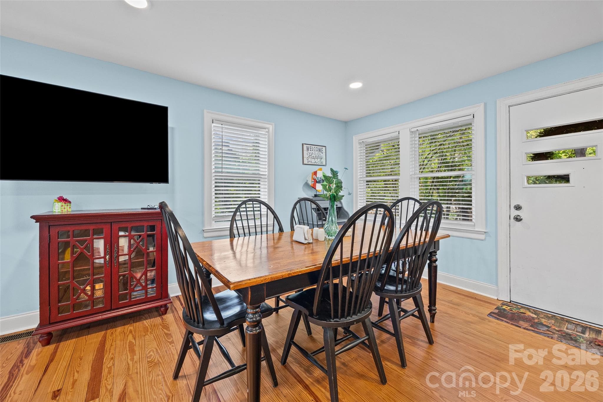 Single Family Residence at 1544 Springpoint Road, Rock Hill, photo 8 of 41