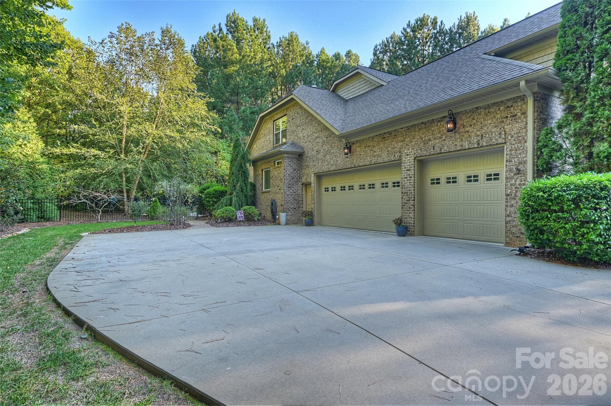 Single Family Residence at 6653 Goose Point Drive, Denver, photo 37 of 45