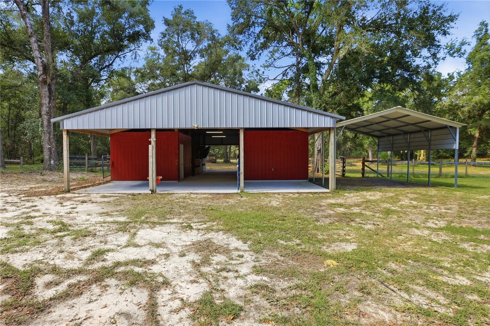 Single Family Residence at 13028 S OAKVIEW AVE, FLORAL CITY, photo 4 of 71