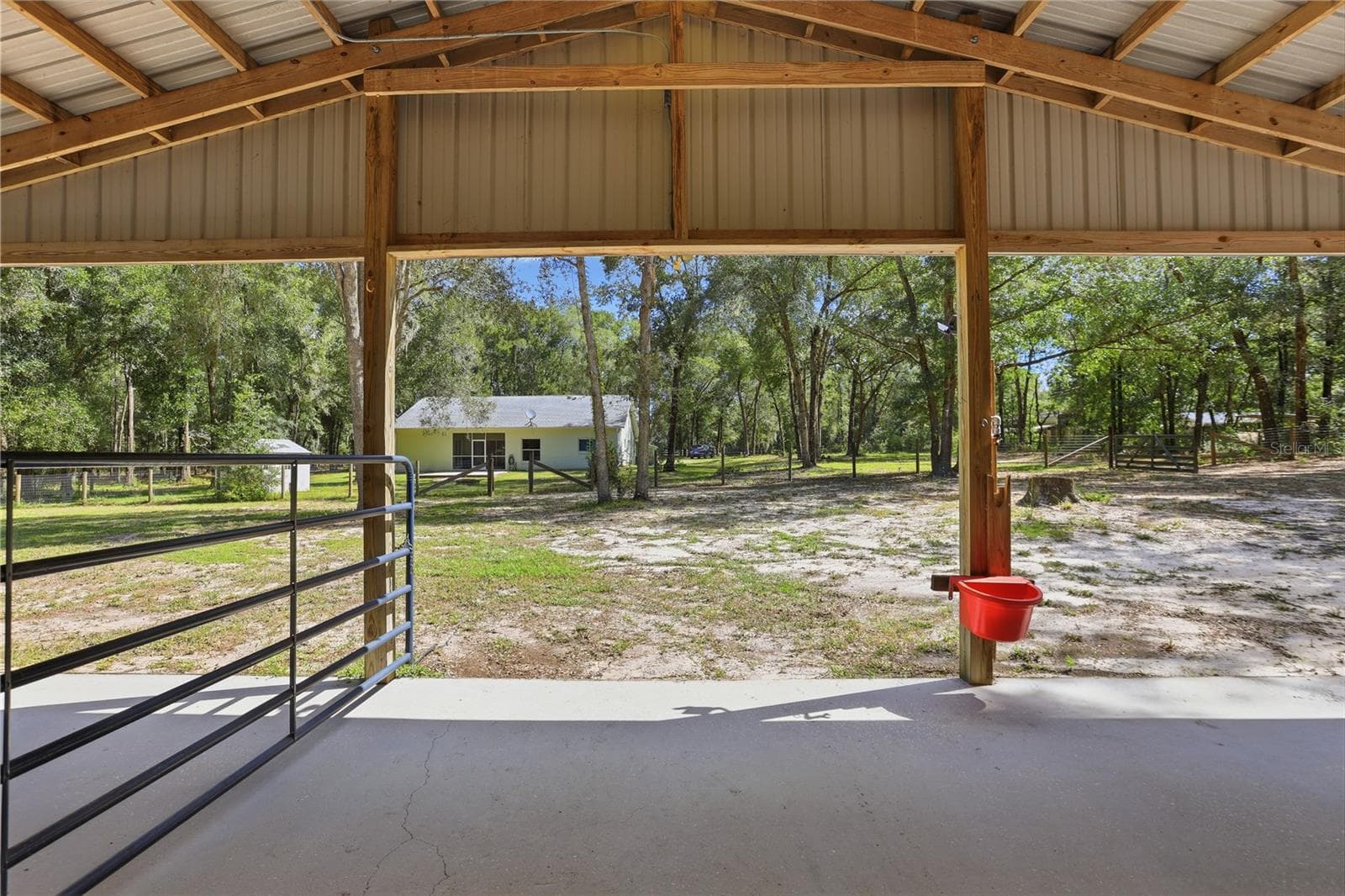Single Family Residence at 13028 S OAKVIEW AVE, FLORAL CITY, photo 10 of 71