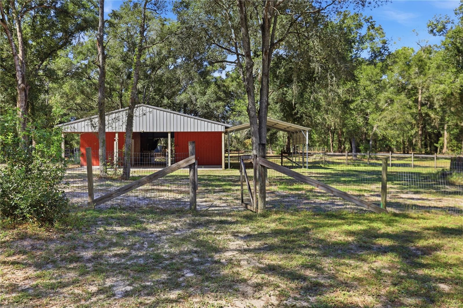 Single Family Residence at 13028 S OAKVIEW AVE, FLORAL CITY, photo 42 of 71