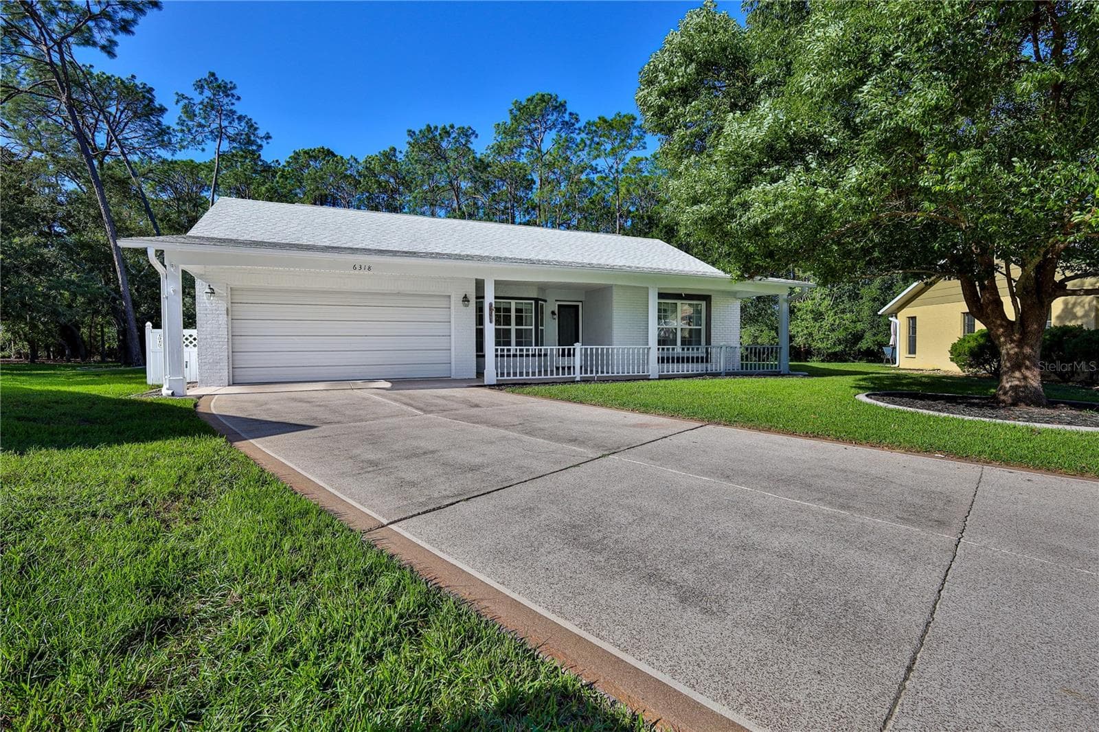 Single Family Residence at 6318 DARIEN WAY, SPRING HILL, photo 4 of 63