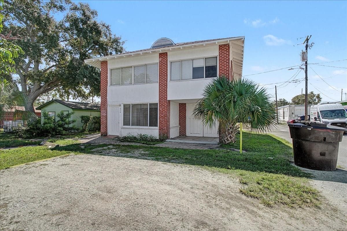 Half Duplex at 874 21ST AVE S, ST PETERSBURG, photo 3 of 100