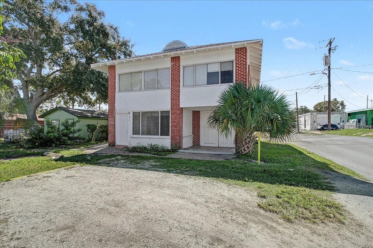 Half Duplex at 874 21ST AVE S, ST PETERSBURG, photo 4 of 100