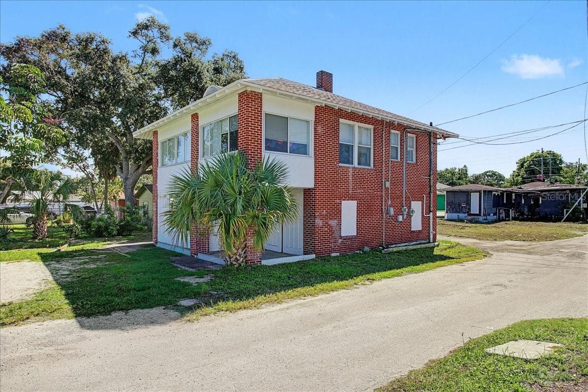 Half Duplex at 874 21ST AVE S, ST PETERSBURG, photo 8 of 100