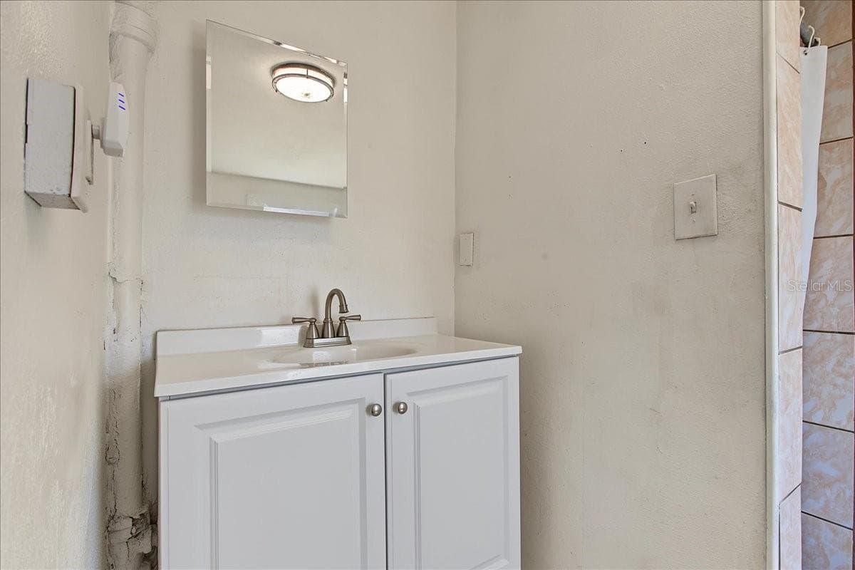 Half Duplex at 874 21ST AVE S, ST PETERSBURG, photo 27 of 100