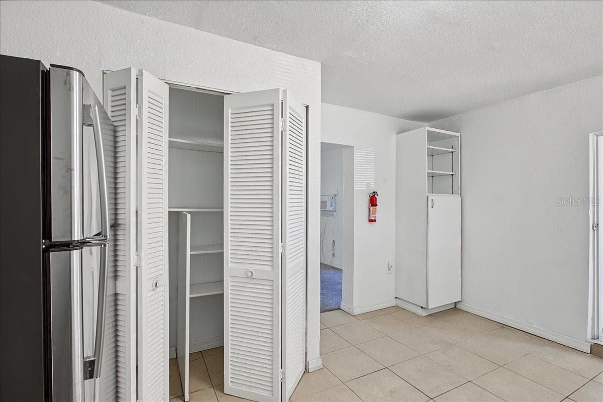 Half Duplex at 874 21ST AVE S, ST PETERSBURG, photo 28 of 100