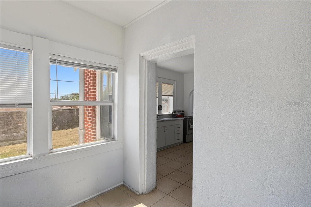 Half Duplex at 874 21ST AVE S, ST PETERSBURG, photo 52 of 100