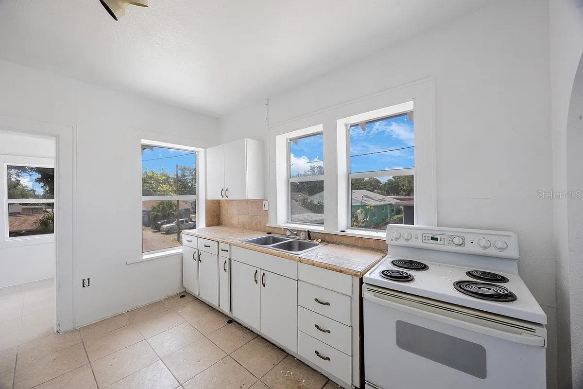 Half Duplex at 874 21ST AVE S, ST PETERSBURG, photo 54 of 100