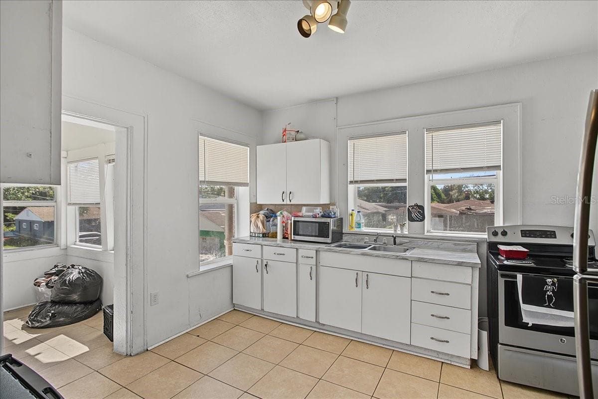 Half Duplex at 874 21ST AVE S, ST PETERSBURG, photo 61 of 100