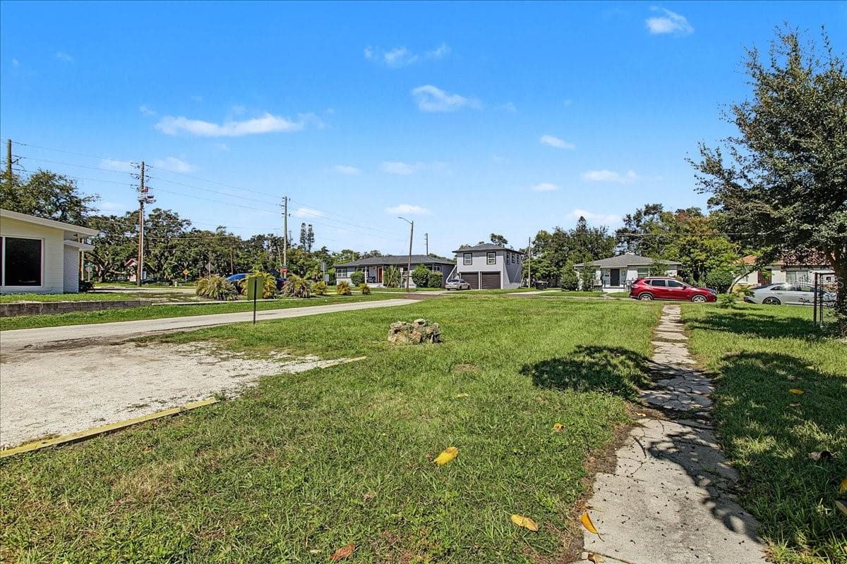 Half Duplex at 874 21ST AVE S, ST PETERSBURG, photo 97 of 100