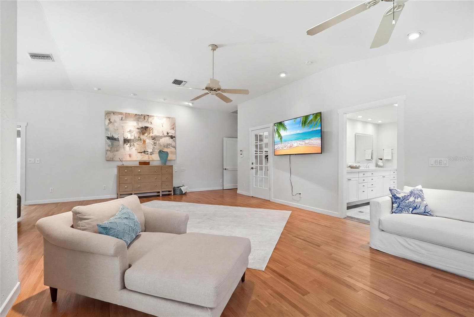 Sitting area of the Primary Bedroom - 4307 CAMINO REAL, SARASOTA