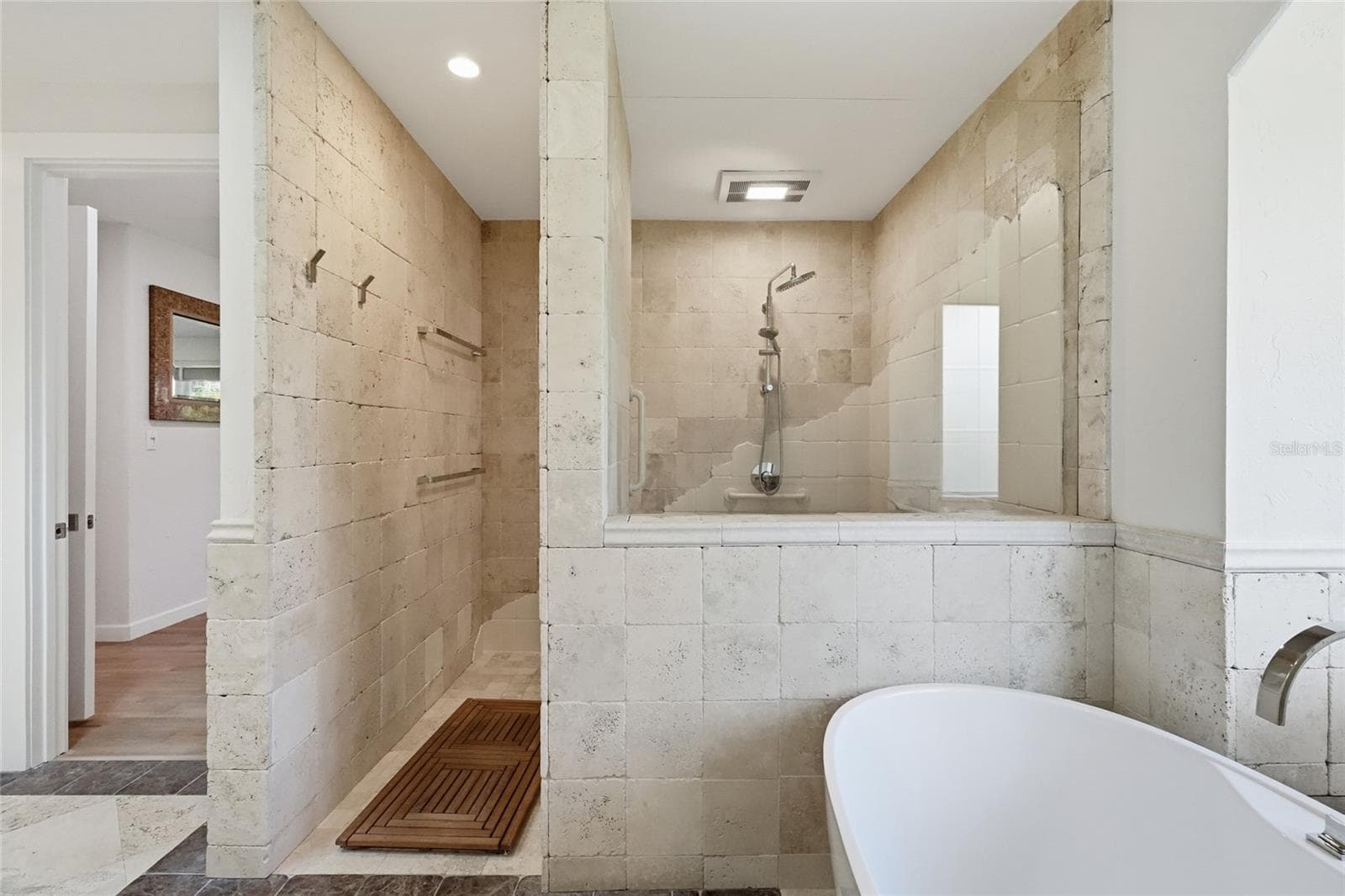 Primary Shower - 4307 CAMINO REAL, SARASOTA